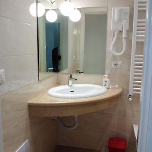 Habitación con 2 Camas Individuales